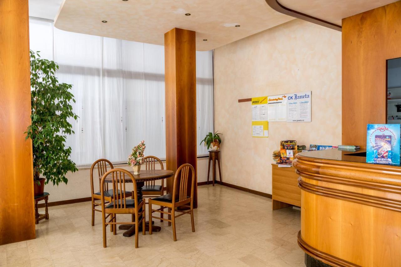 Residence Alla Rotonda Lido di Jesolo Ngoại thất bức ảnh