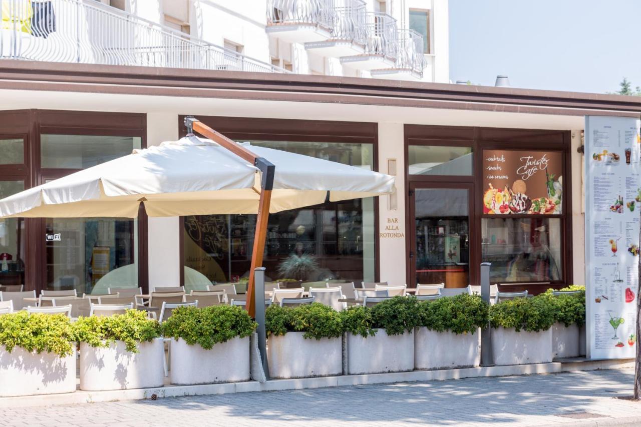 Residence Alla Rotonda Lido di Jesolo Ngoại thất bức ảnh