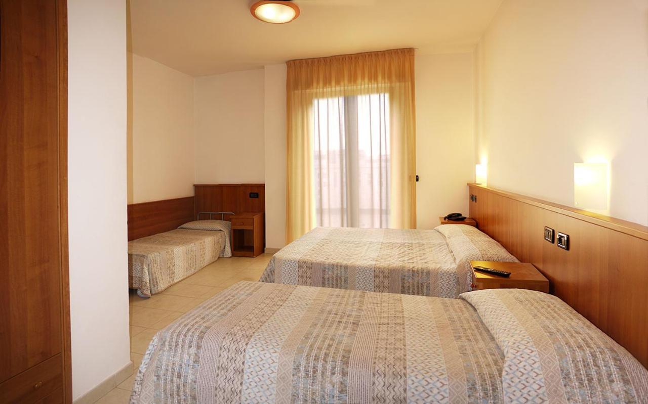 Residence Alla Rotonda Lido di Jesolo Ngoại thất bức ảnh